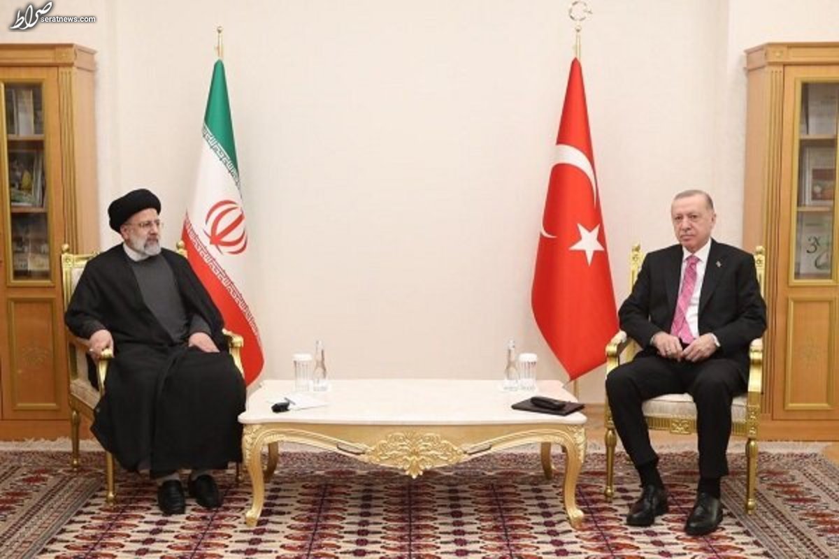 اردوغان: چشم‌انداز رئیس جمهور ایران در ارتقاء همکاری با همسایگان مثبت است/ رئیسی: حجم روابط ۳۰ میلیارد دلاری با ترکیه را هدف‌گذاری کردیم است