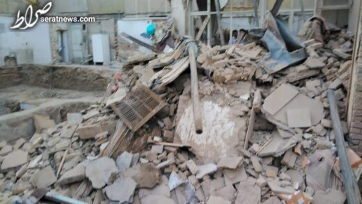 کشته شدن ۱۰ نفر در حادثه فرو ریختن یک ساختمان چندطبقه در حلب+ عکس