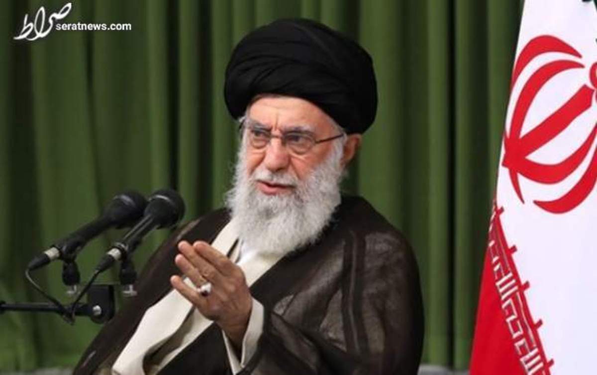 رهبر انقلاب: سینهزنى عزاداران حسینى محبّت و ولایت اهل بیت را از نسلى به نسل دیگر میرساند