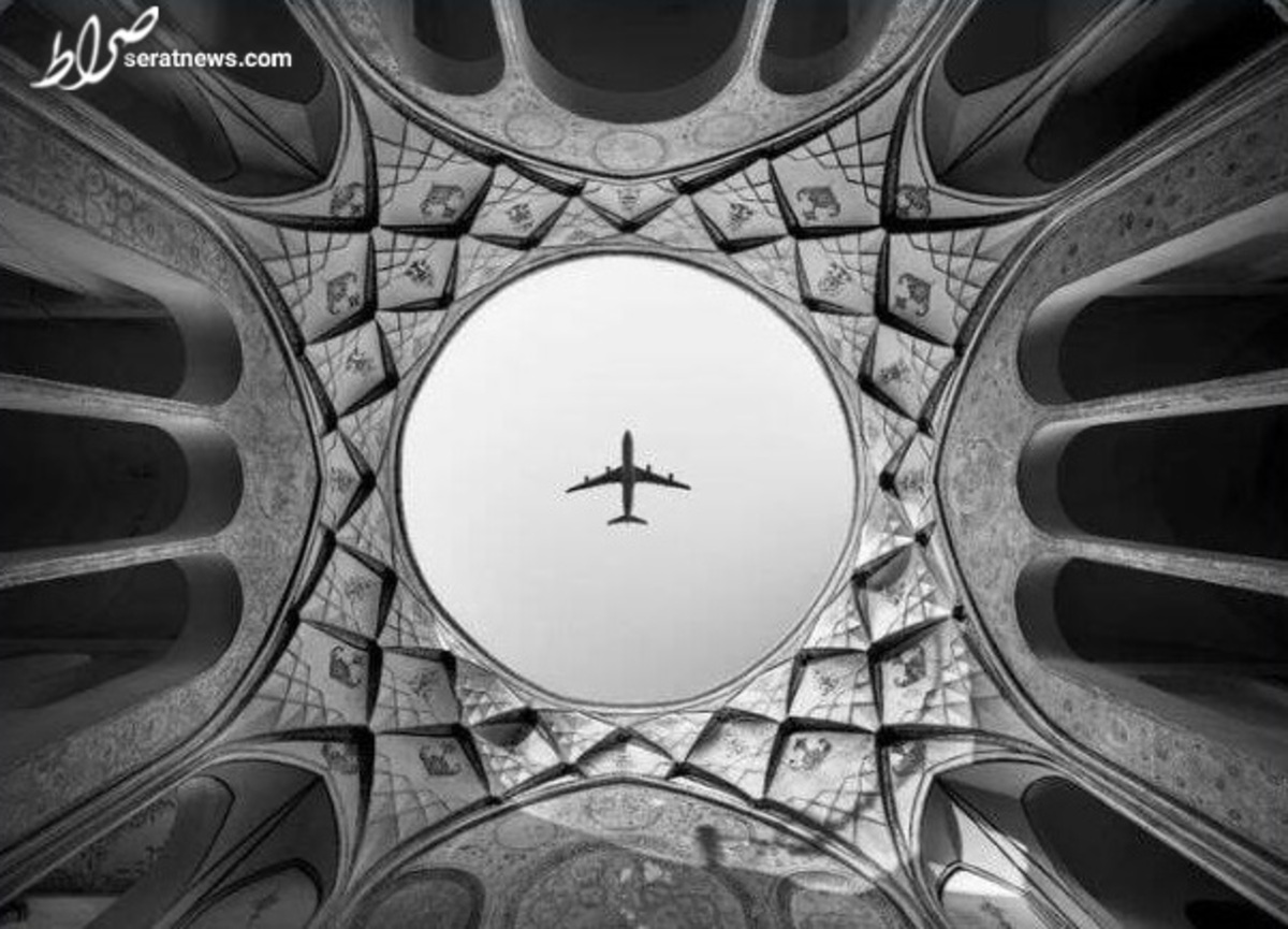 عکس / نمایی زیبا از یک هواپیما بر فراز کاشان