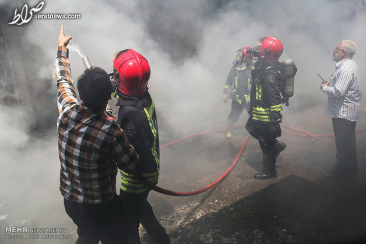 نجات ۳۰ نفر از آتش سوزی در اهواز / اعزام ۱۵ آتش نشان
