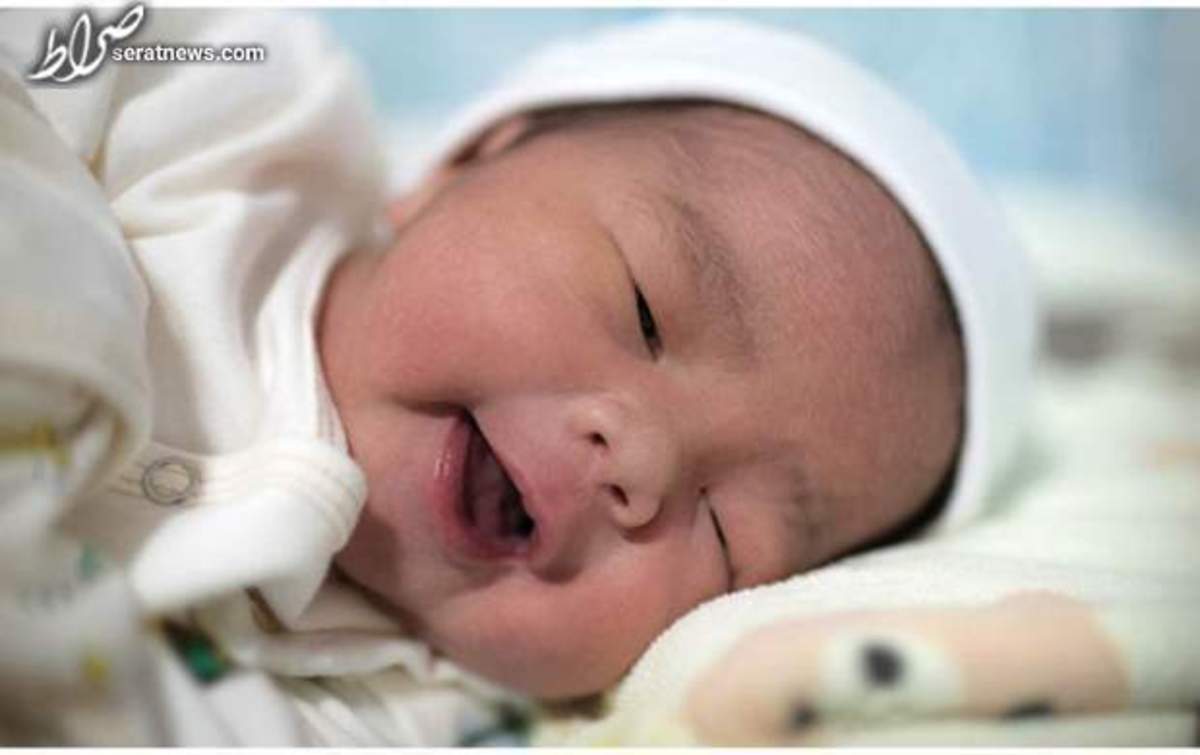 یک ساله شدن نوزاد در بدو تولد