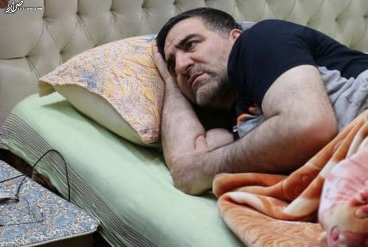 هر چه سریعتر برای نمایندگان مجلس گلریزان کنید تا صاحبخانه اسباب زندگی آنها را در کوچه نریزد!