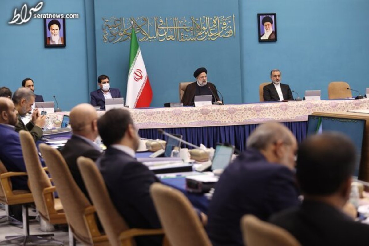 رئیس جمهور در هیئت دولت: آمریکاییها از کاستیها و ناامنیها خوشحالند