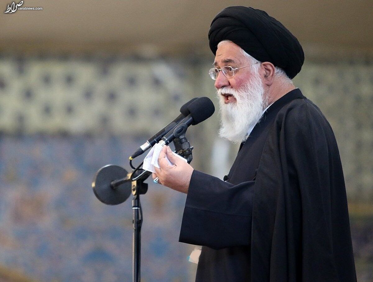 چرا با الناز رکابی ملاقات کردی او آبروی نظام را برد!