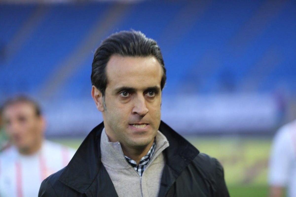 اعلان قرمز اینترپل برای علی کریمی + عکس