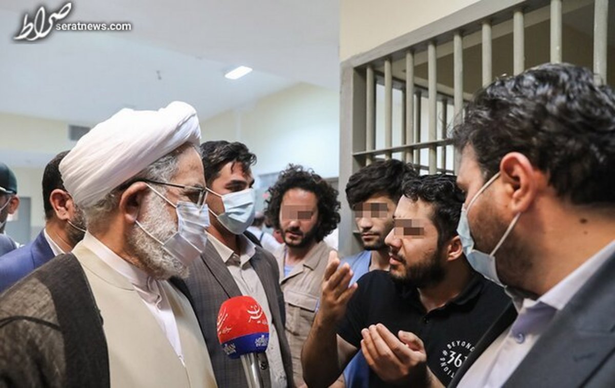 گفتگوی دادستان کل کشور با تعدادی از دستگیرشدگان اغتشاشات اخیر در مشهد