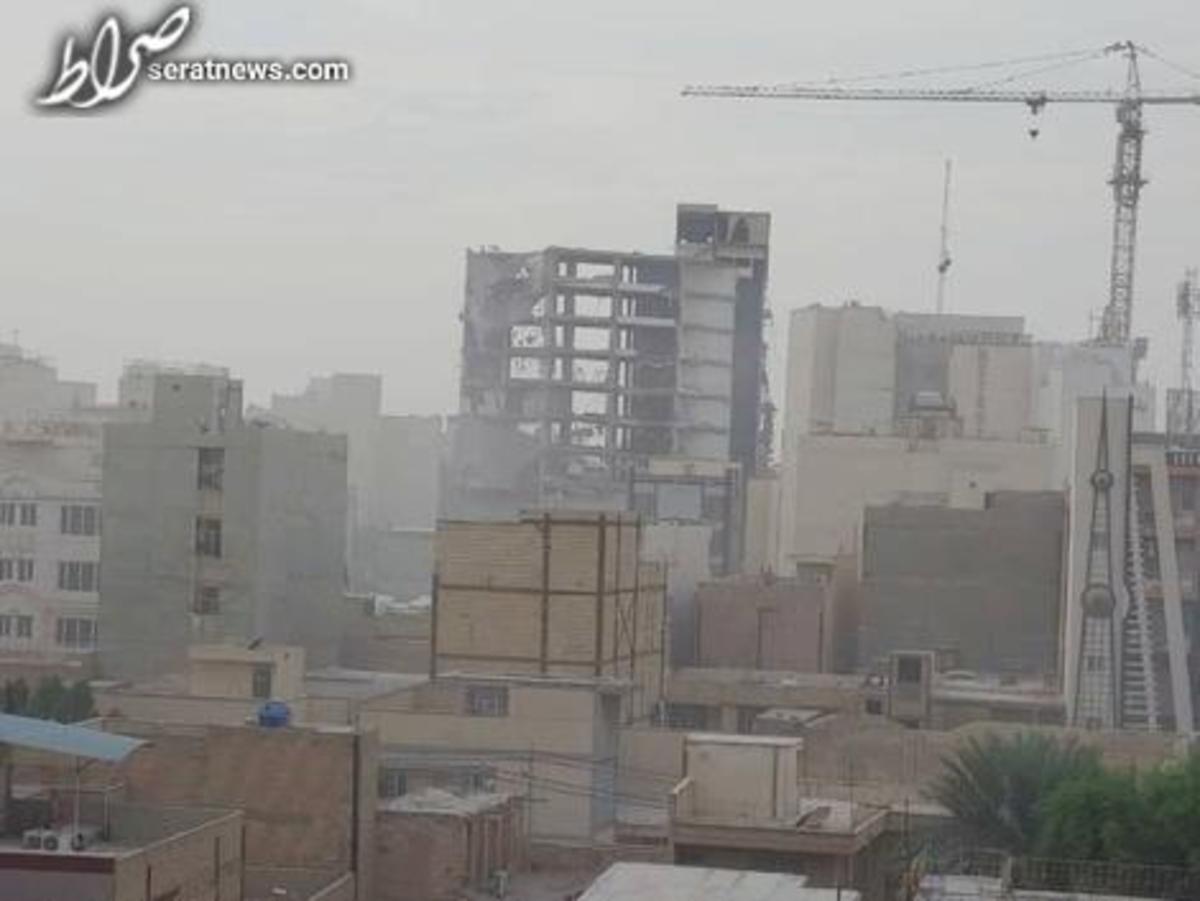 باقیمانده متروپل فروریخت/ یک نفر کشته شد