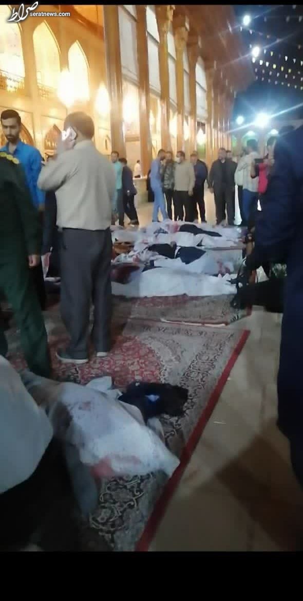 حمله تروریستی در حرم شاهچراغ/۱۳ شهید و ۴۰ زخمی حمله تروریستی در حرم شاهچراغ/۱۳ شهید و ۴۰ زخمی