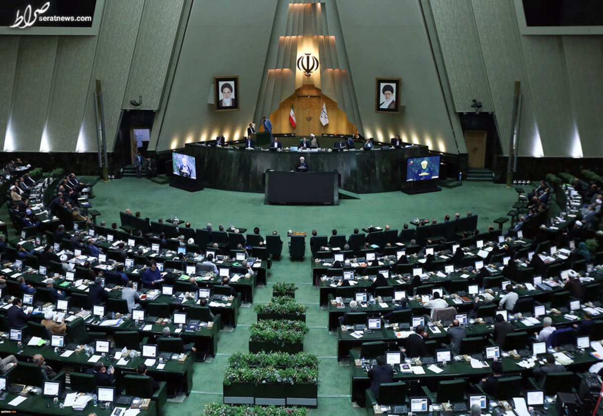 جزئیات لایحه همسانسازی حقوق کارکنان دولت در مجلس بررسی میشود