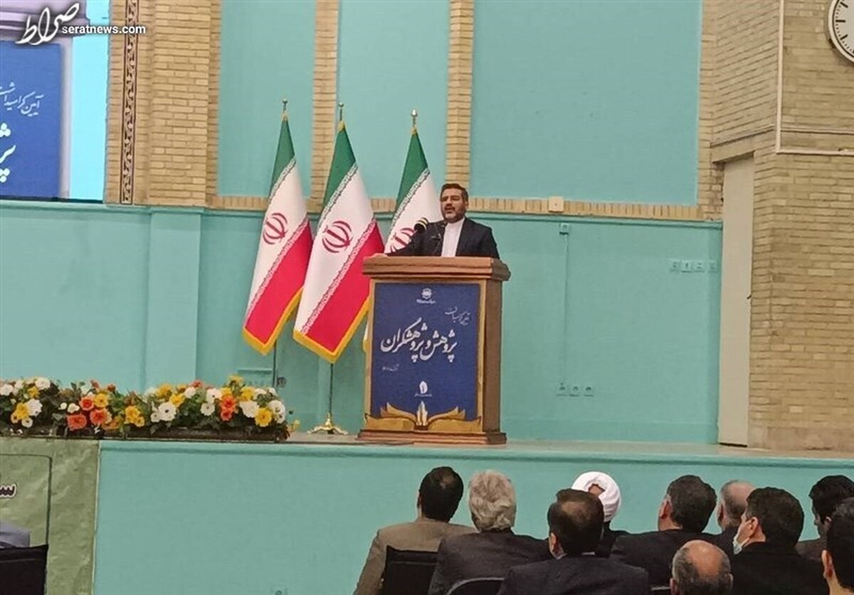 عقبه فرهنگی انقلاب اسلامی توانایی مقابله با جنگ رسانهای دشمن را دارد؟