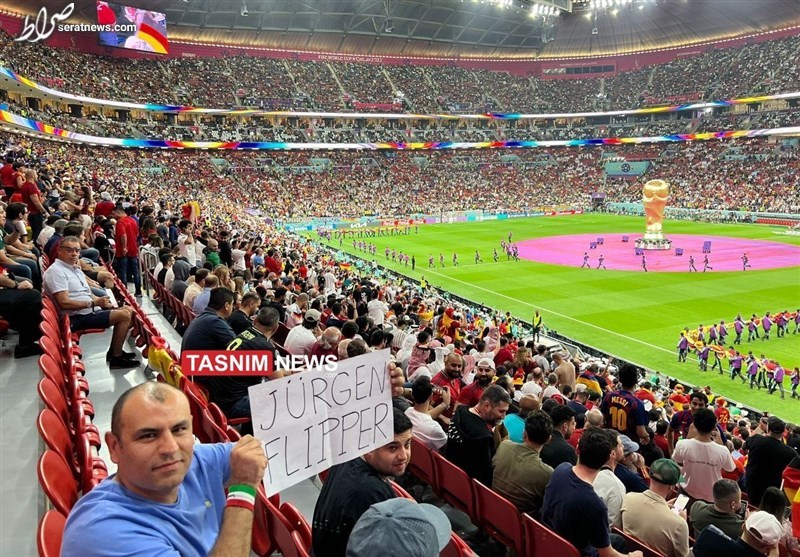 کنایه هواداران ایرانی به کلینزمن در حاشیه بازی اسپانیا - آلمان + عکس