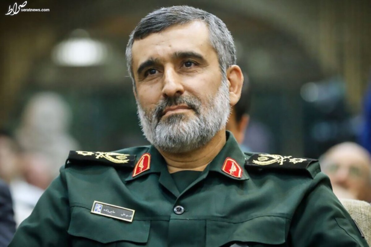 سردار حاجیزاده: مشکلات اقتصادی به دلیل دولتی است که ۸ سال چشمش به دست خارجیها بود