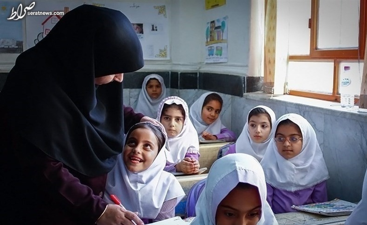 معلمان قراردادی: ۶ ماه است حقوق نگرفتهایم! / آقای وزیر! چرا پاسخگو نیستی؟!