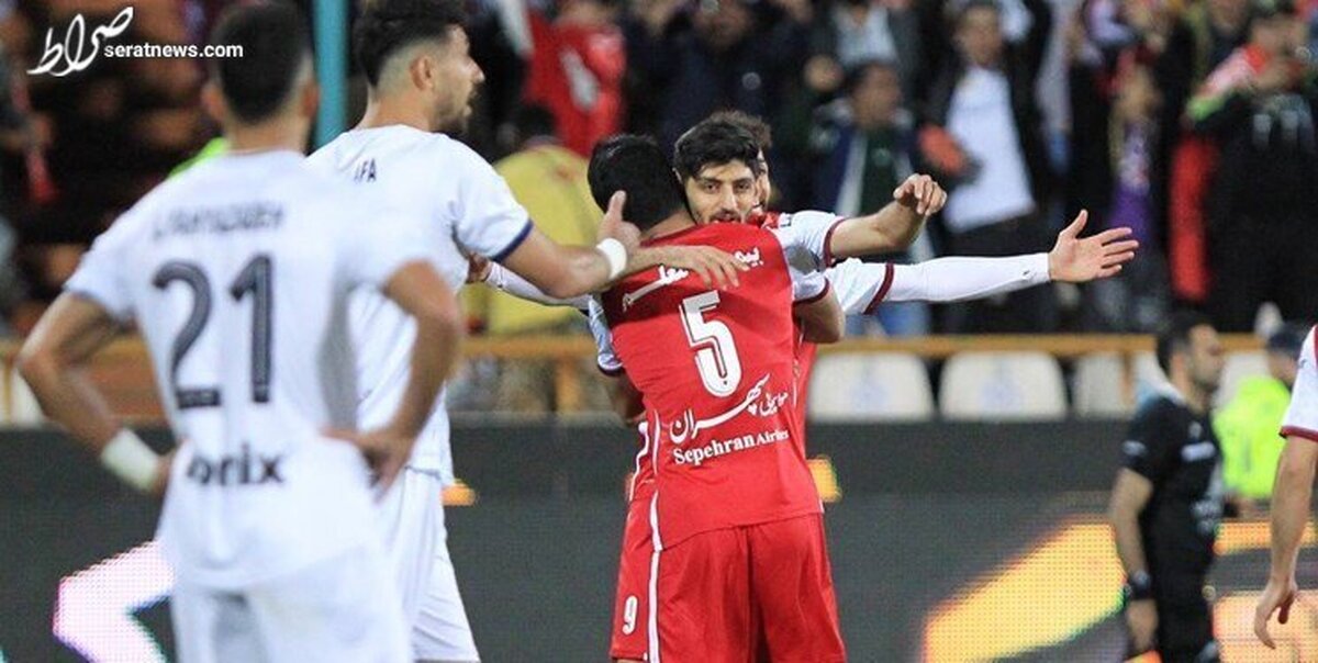 پرسپولیس با برد پرگل از استقلال سبقت گرفت