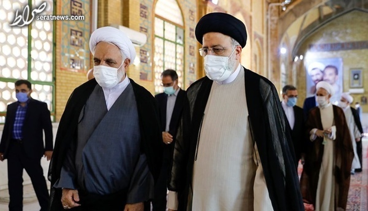 رئیس جمهور و رئیس قوه قضاییه سخنرانان مراسم لیالی قدر در حرم امام