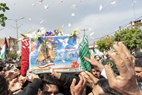 تصاویر / تشییع پیکر شهید مدافع حرم «مقداد مهقانی»
