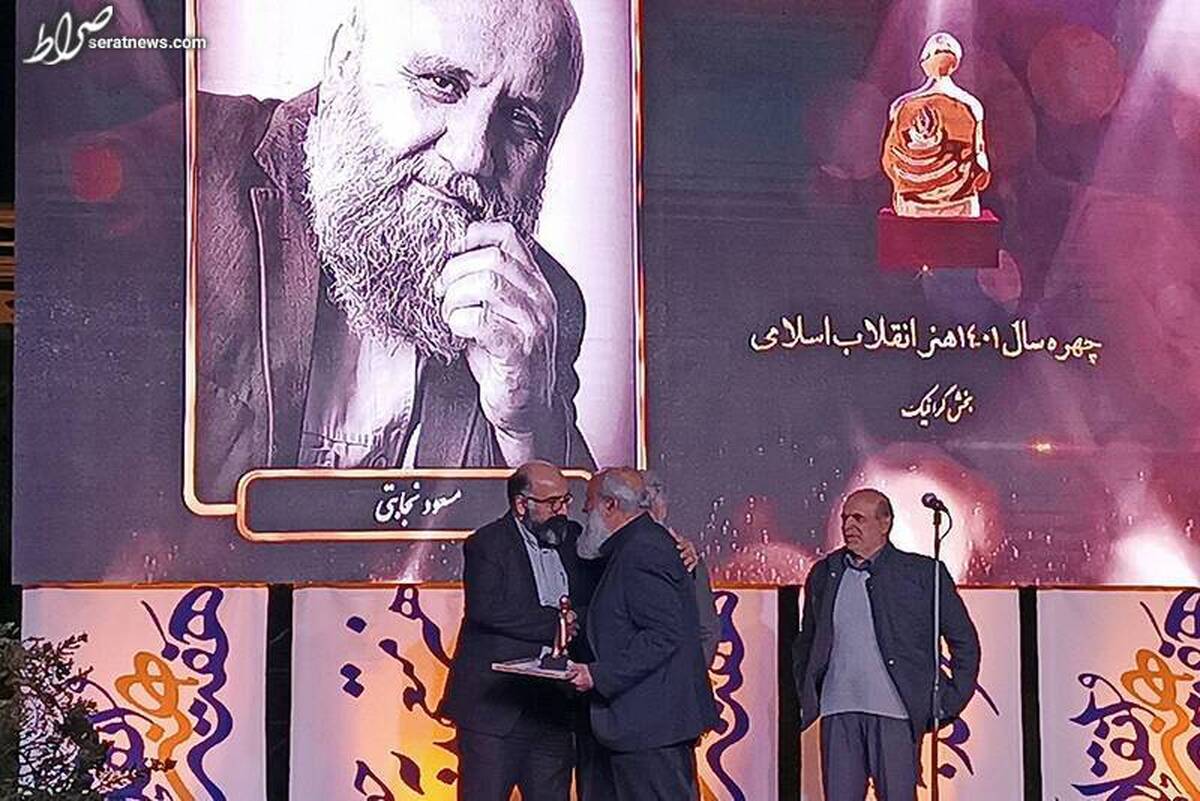 مسعود نجابتی چهره سال هنر تجسمی شد