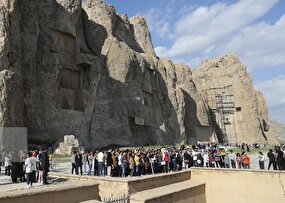 تصاویر / «نوروز ۱۴۰۲» مجموعه‌ای باستانی نقش ُرستم