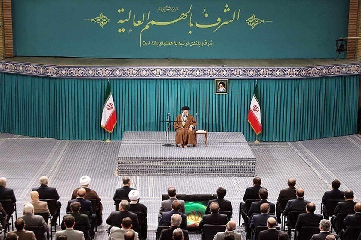 مهمترین وظیفه دولت بهبود فضای کسب و کار است/ دیپلماسی اقتصادی باید با کار مشترک دولت و بخش خصوصی تقویت شود/ در روند اجرای سیاستهای اصل ۴۴، کارهایی انجام شد که به بنگاهها، کشور و مردم ضربه زد