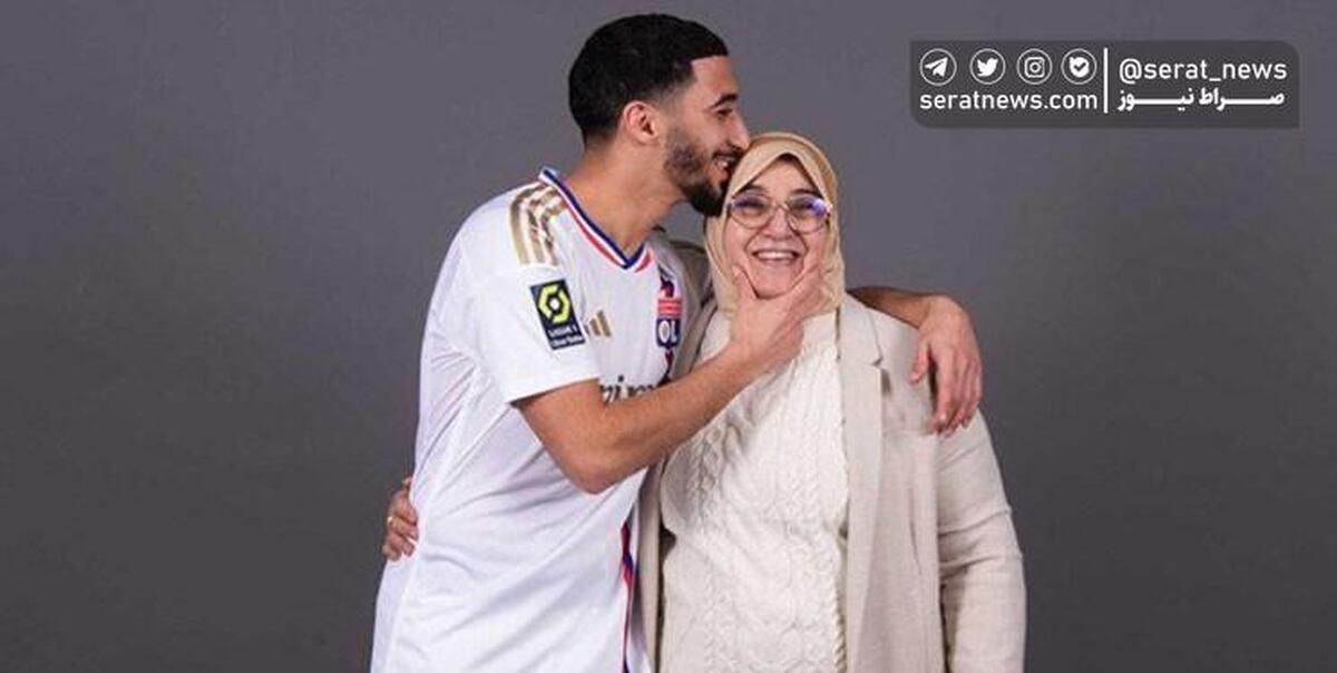 اقدام جالب توجه فوتبالیست مسلمان الجزایری در زمان امضای قرارداد + عکس