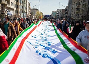 تصاویر / صحنه‌های بی نظیر - راهپیمایی ۲۲ بهمن ۱۴۰۲ در تهران