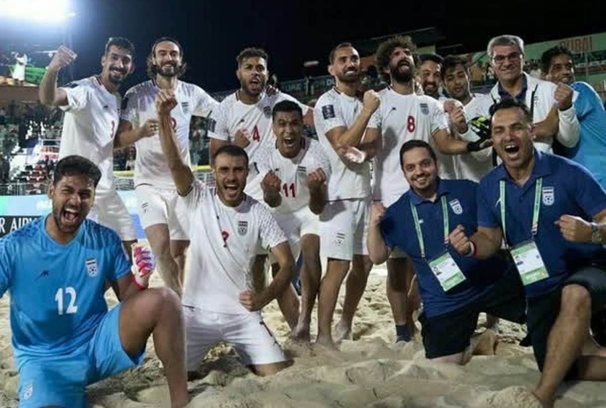 عکس/ واکنش رئیس فیفا به برد ارزشمند ایران مقابل اسپانیا