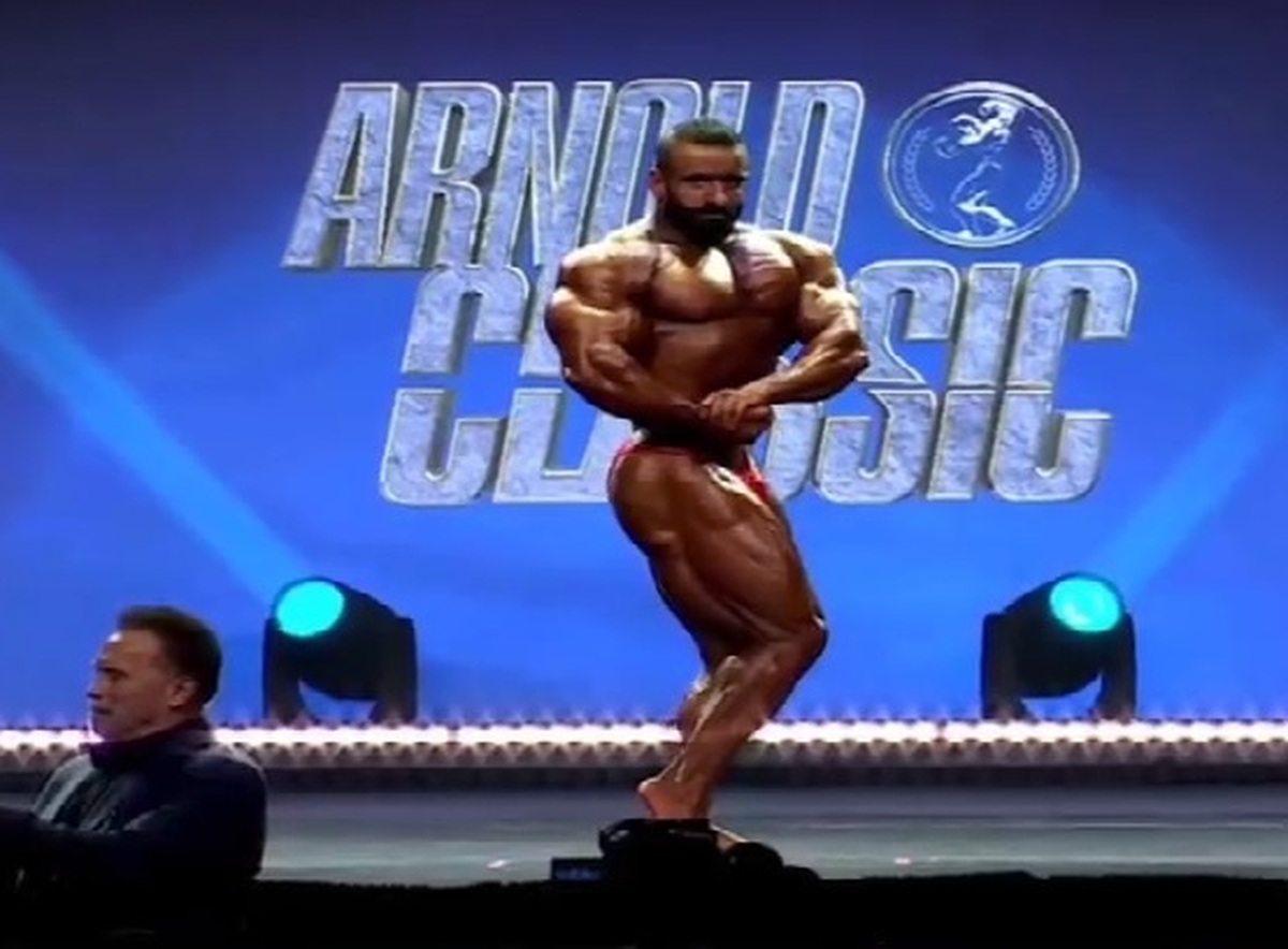 هادی چوپان در رقابتهای دسته آزاد آرنولد کلاسیک قهرمان شد