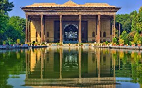 فیلم/ ویدیویی زیبا از کاخ چهل ستون اصفهان