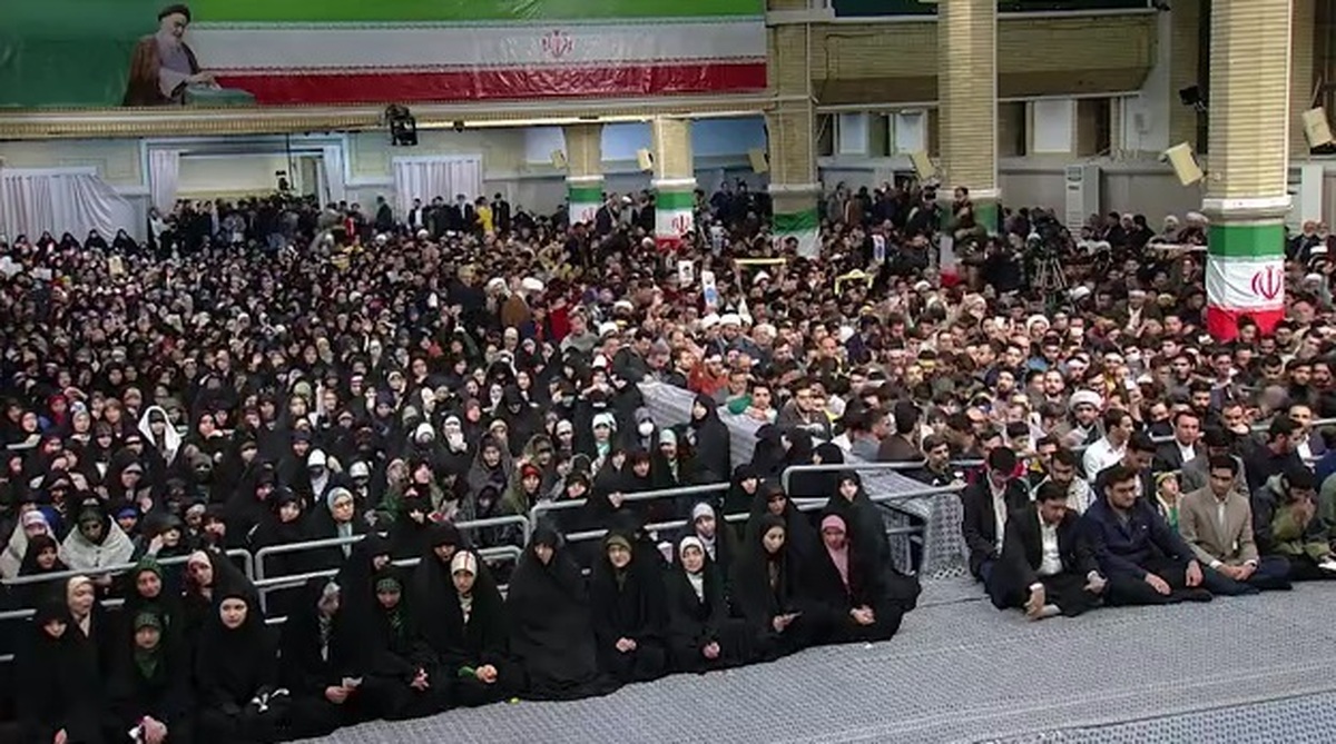 برگزاری مراسم عید ولادت پیامبر اعظم(ص) و امام صادق(ع) در حسینیه امام خمینی(ره)