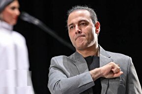 فیلم/ گرفتگی صدای علیرضا قربانی در کنسرت