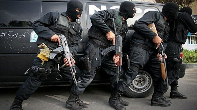 فیلم/لحظه دستگیری ۳ قاچاقی اسلحه و مهمات توسط نیروی نوپو