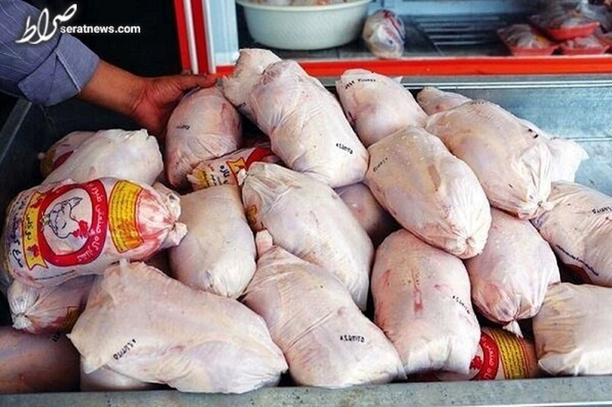 قیمت مصوب مرغ همچنان ۶۳ هزار تومان است/ گرانفروشی کنید، برخورد می‌کنیم