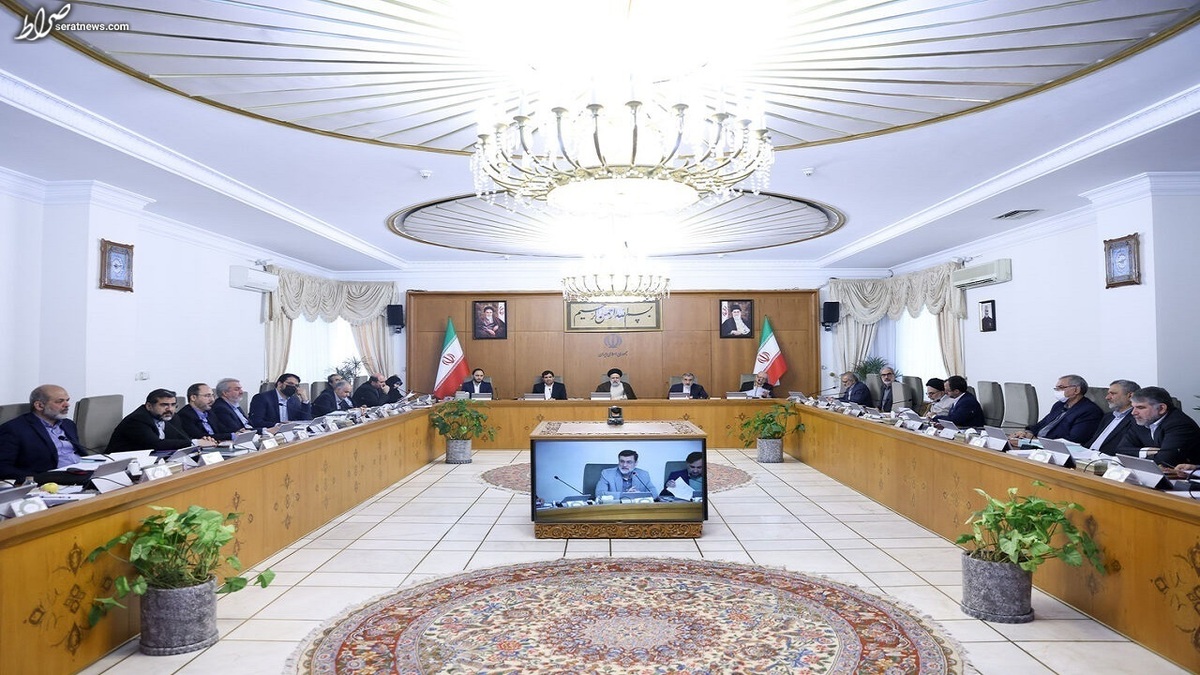 رئیسی: آئیننامه مربوط به تسهیلات نامتعارف کارکنان بانکها اصلاح شود