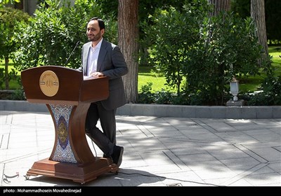در حاشیه جلسه هیئت دولت