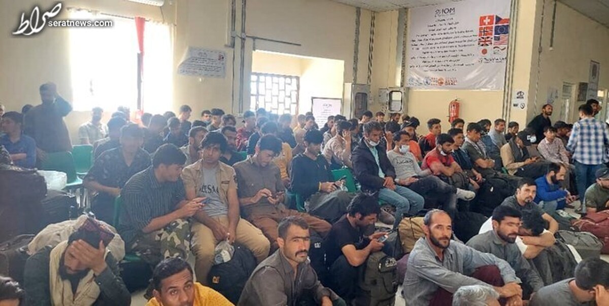 بازگشت ۲۸۰۰ مهاجر افغانستانی از ایران به کشورشان