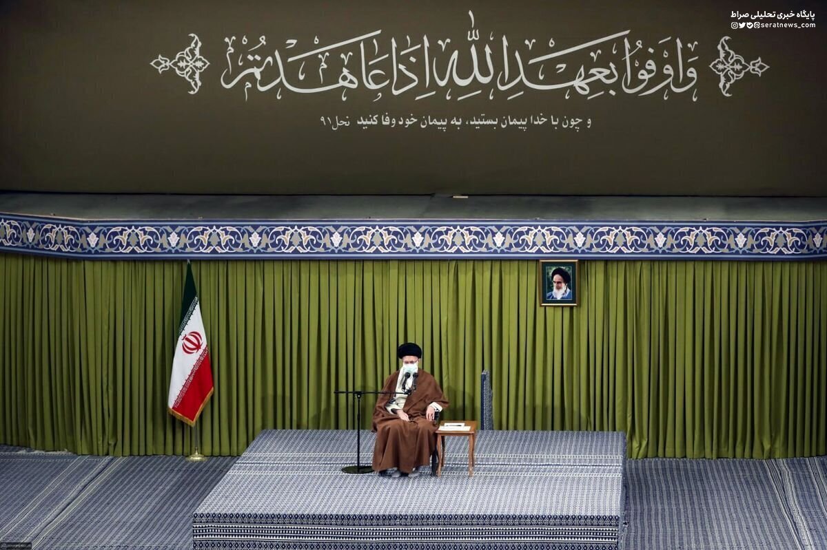 عکس/معنای «آیه» نصب‌شده در محل دیدار نمایندگان مجلس با رهبر انقلاب چیست؟