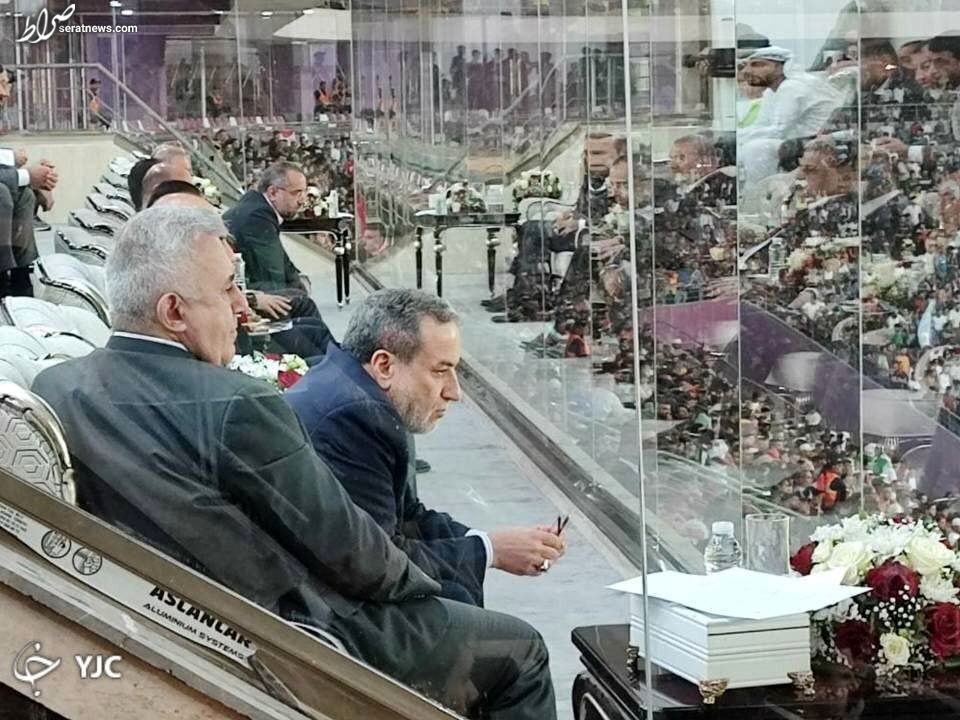 عکس/ چهره مشهور سیاسی تماشاگر بازی ایران در عراق