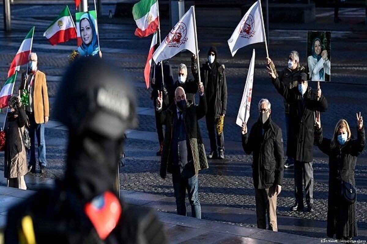 فرانسه در مدار دشمنی با ملت ایران