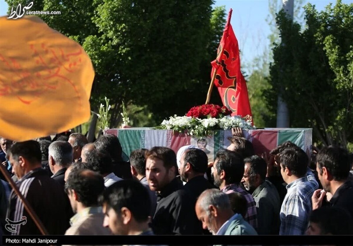 تشییع پیکر مطهر شهیدان
