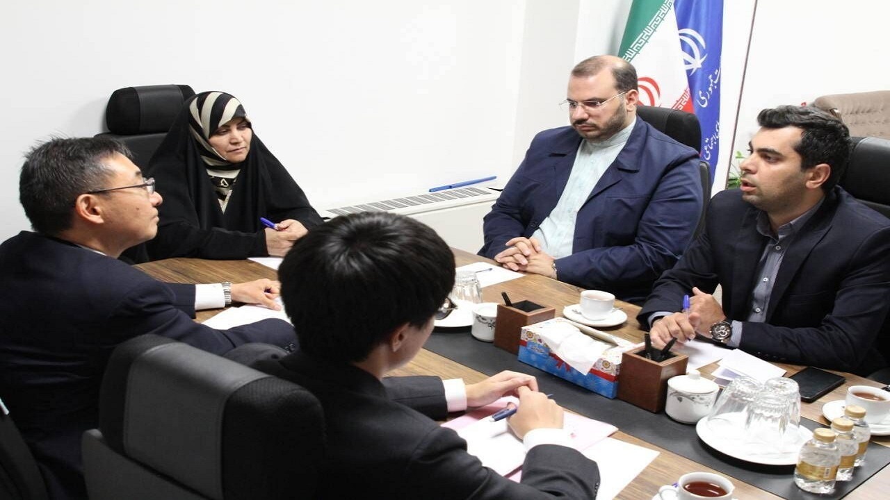 کاردار سفارت ژاپن با دستیار رئیسجمهور دیدار کرد