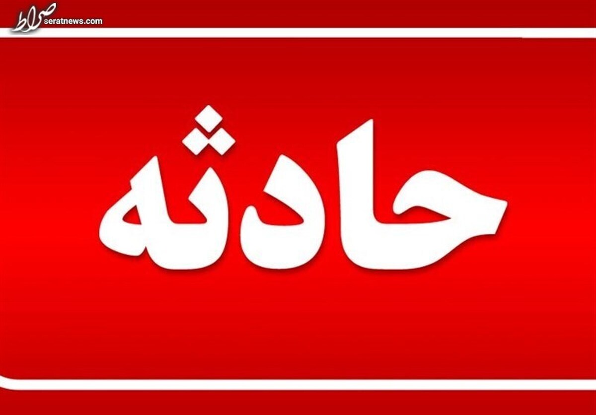 واژگونی یک دستگاه اتوبوس در جاده تهران - قم