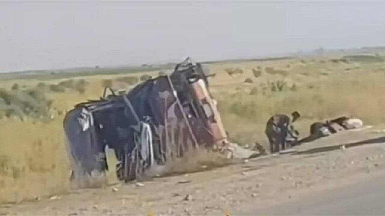 برخورد تریلی با اتوبوس زائران ایرانی در سامرا/ یک زائر کشته شد