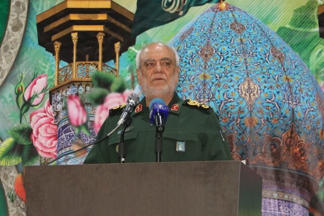 رئیس سازمان حفاظت اطلاعات سپاه: دشمنان معتقدند سپاه مانع اصلی نقشه‌های آنان است / برای دفاع از انقلاب اسلامی از همه چیز خود خواهیم گذشت