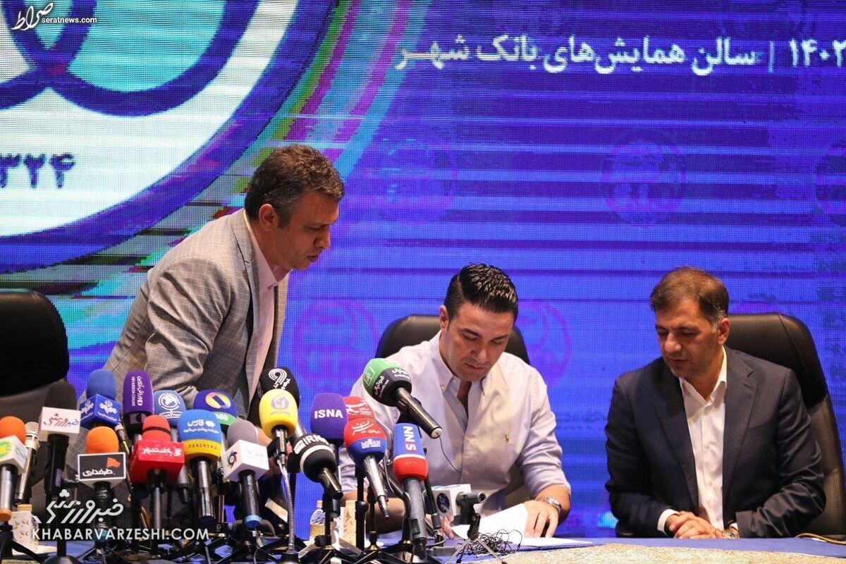 در استقلال قراردادها لو میرود؛ اول ریکاردو ساپینتو و الان جواد نکونام