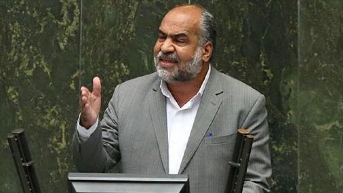 صباغیان، نماینده مجلس: فرمانده فراجا به درخواست نمایندگان برای پیگیری مطالبات مردمی توجه نمی‌کند