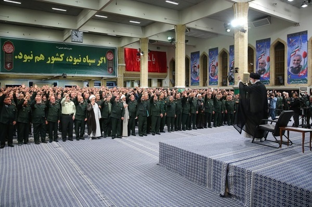 دشمن میخواهد با خبر و شایعه دروغ چهره سپاه را مخدوش کند/ سپاه بزرگترین سازمان ضد تروریستی در دنیاست