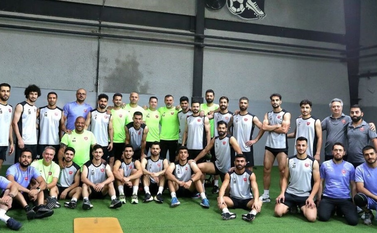 شرایط عجیب پرسپولیس/ تیم گل‌محمدی از مدعیان قهرمانی عقب افتاد