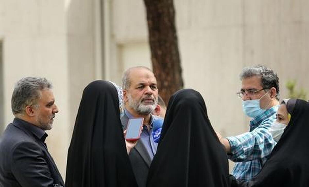 دفاع وزیر کشور از آمر به معروف نارنجستان شیراز