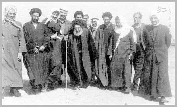 عکس قدیمی از  مرجع تقلید مشهور در پیاده‌روی اربعین